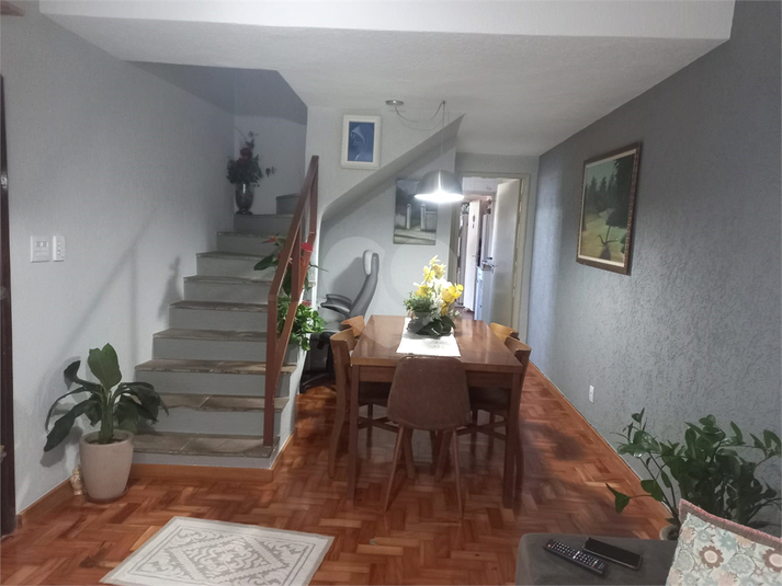 Foto REO1112944