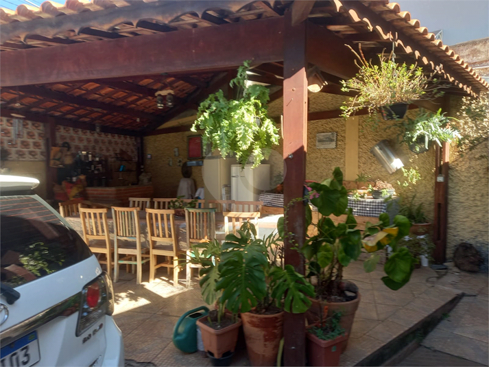 Foto REO1112944