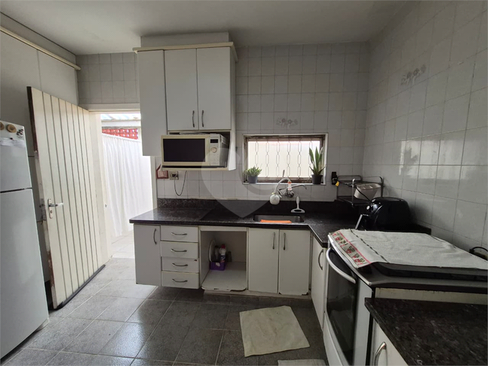 Foto REO1112950