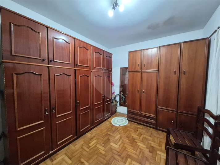 Foto REO1112950