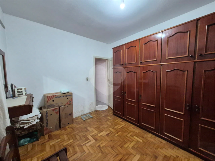 Foto REO1112950