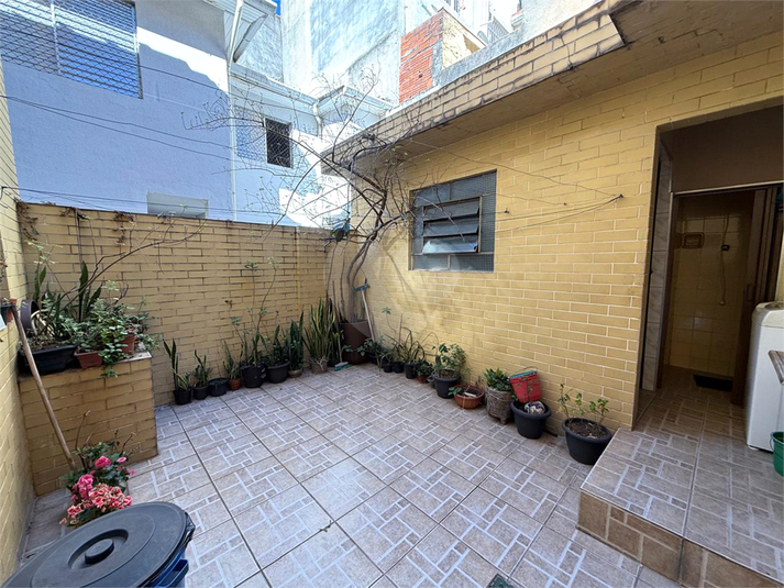 Foto REO1112956