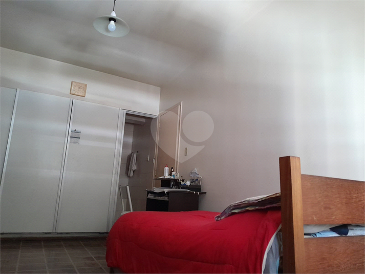 Foto REO1112957