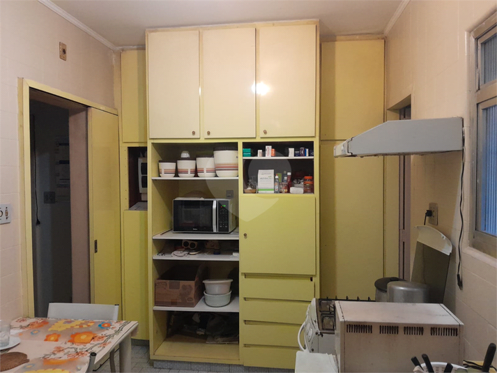 Foto REO1112957