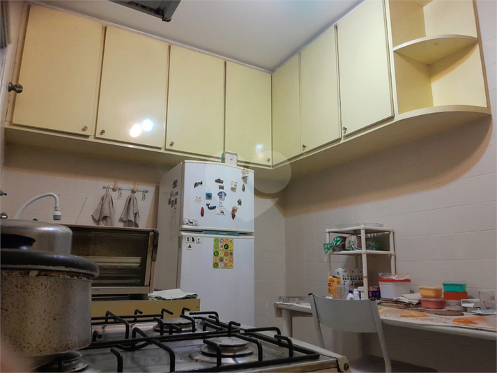 Foto REO1112957