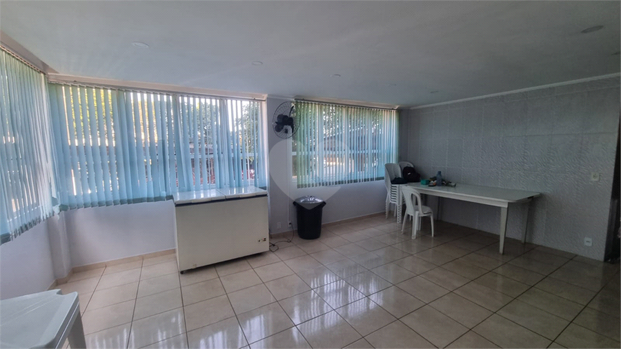 Foto REO1112959