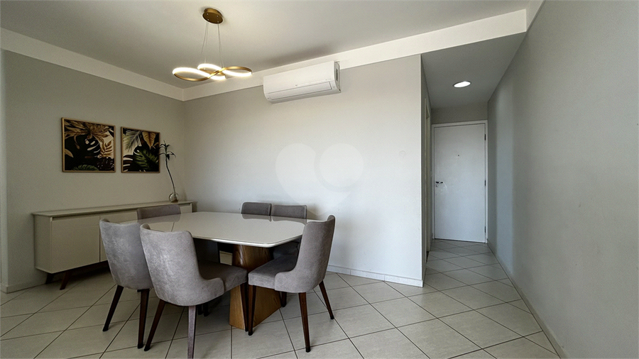Foto REO1112960