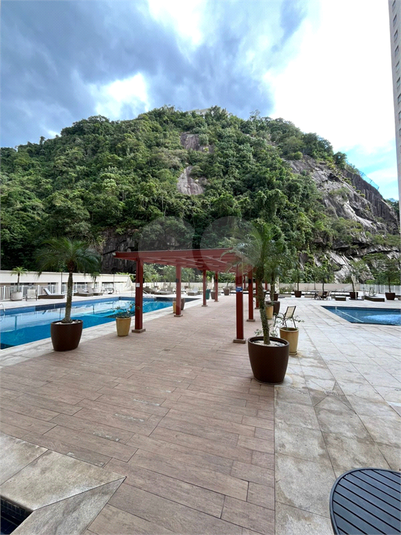 Foto REO1112964