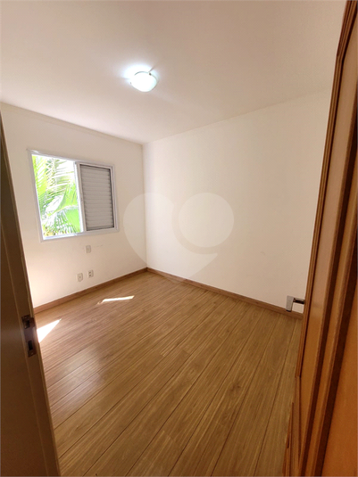 Foto REO1112965
