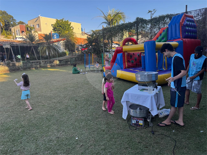 Foto REO1112965