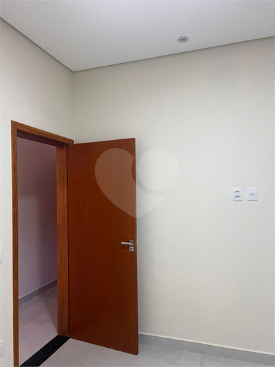 Foto REO1112967