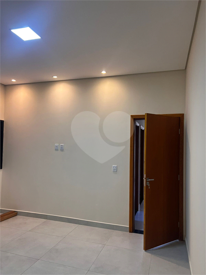 Foto REO1112967