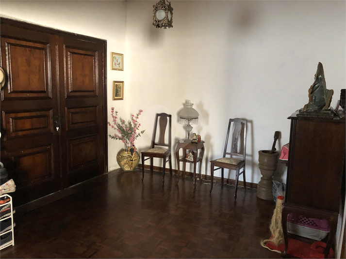 Foto REO1112972