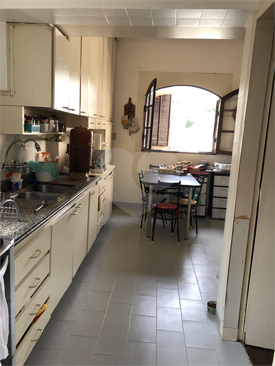 Foto REO1112972