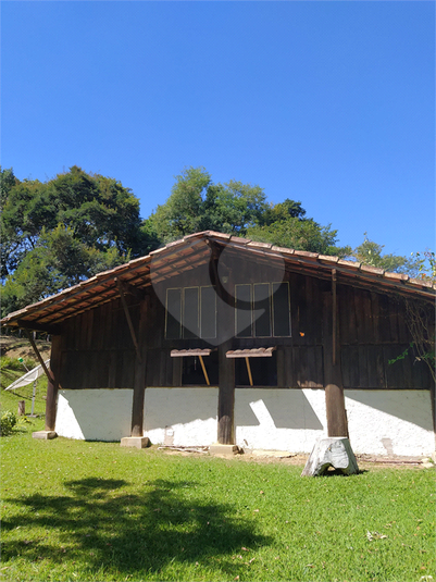 Foto REO1112975