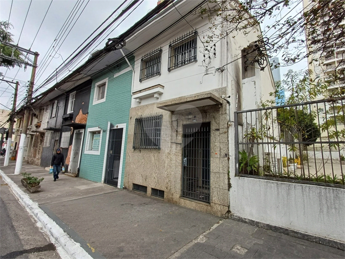 Foto REO1112980