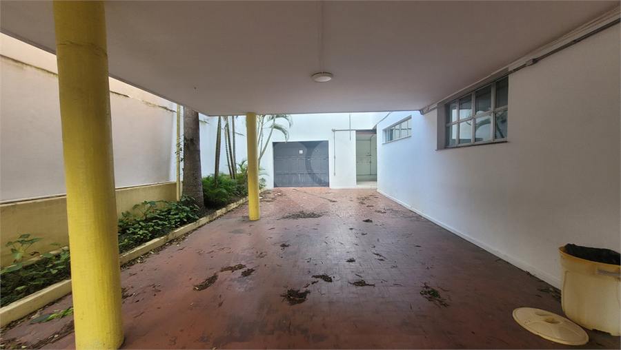 Foto REO1112982