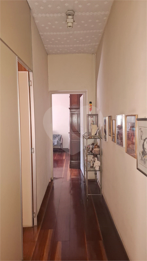Foto REO1112987