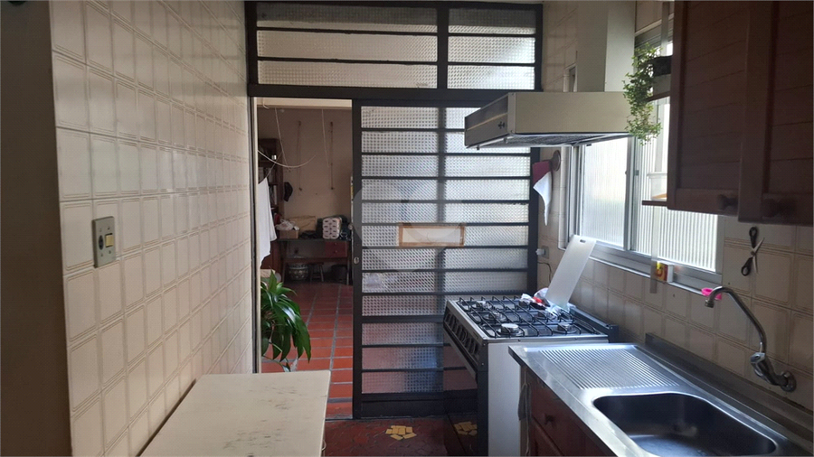 Foto REO1112987