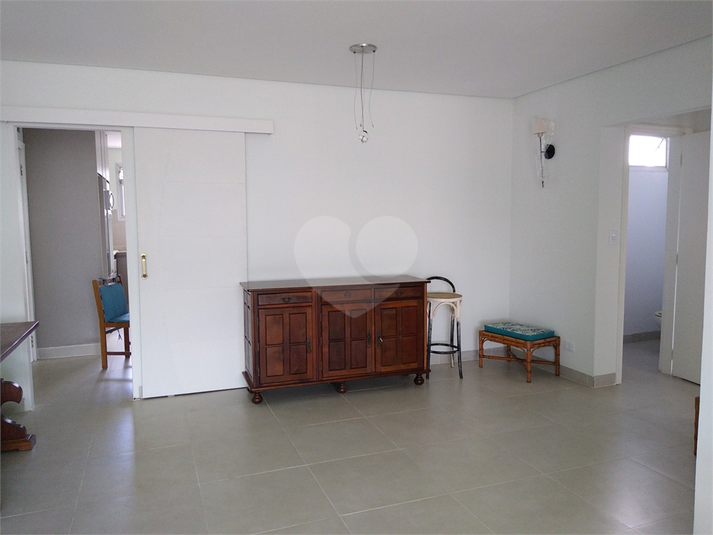 Foto REO1112990