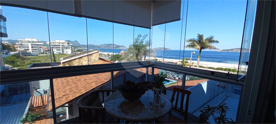 Varanda com vista para Mar