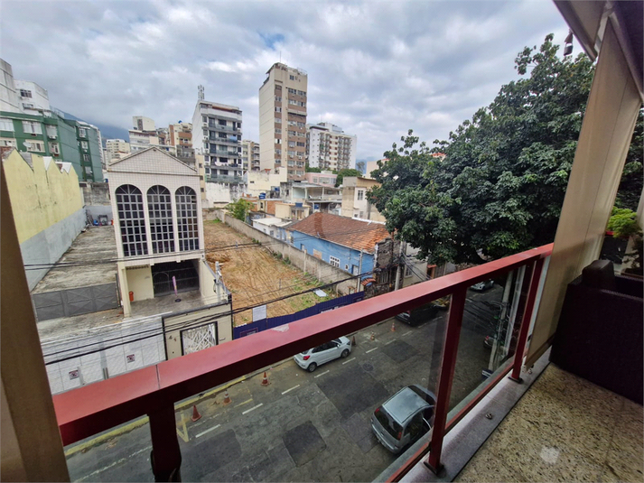 Foto REO1112997