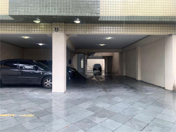 Foto REO1112999