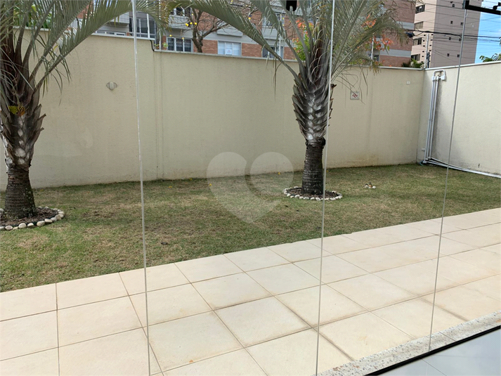 Foto REO1113003