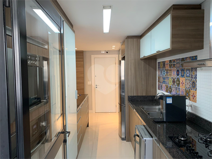 Foto REO1113003