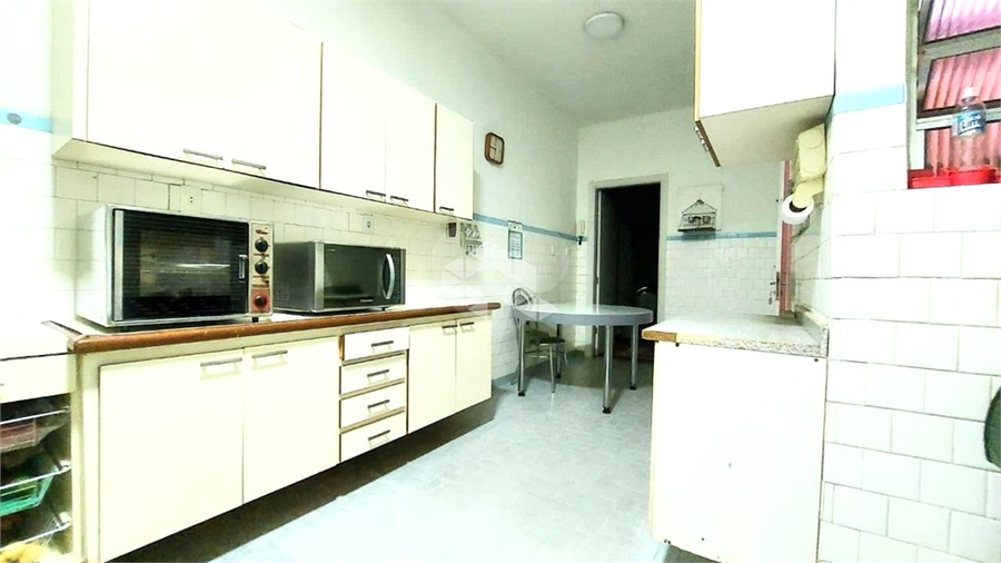 Foto REO1113010