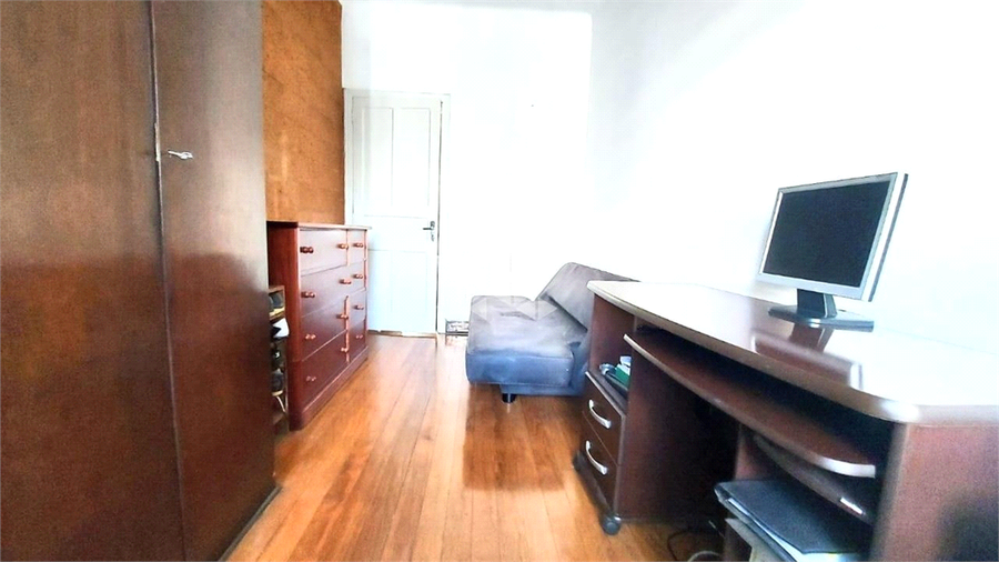 Foto REO1113010