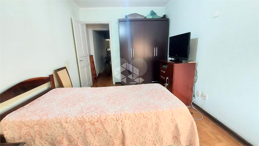 Foto REO1113010
