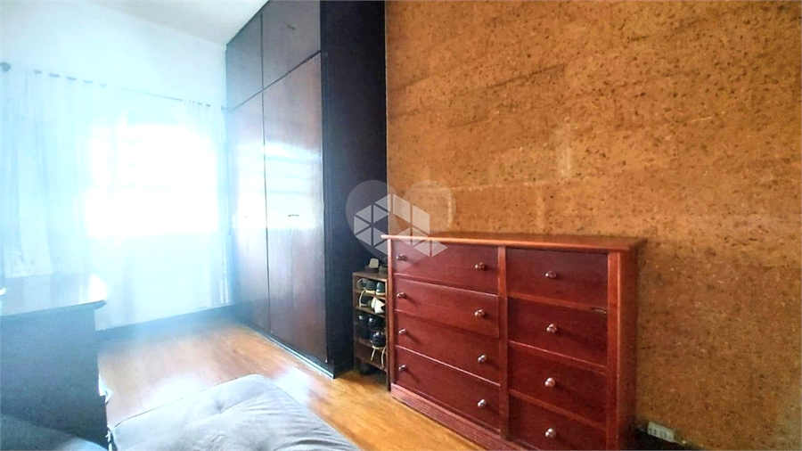 Foto REO1113010