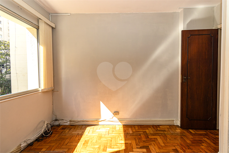 Foto REO1113012