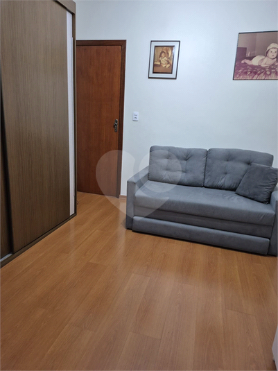 Foto REO1113016