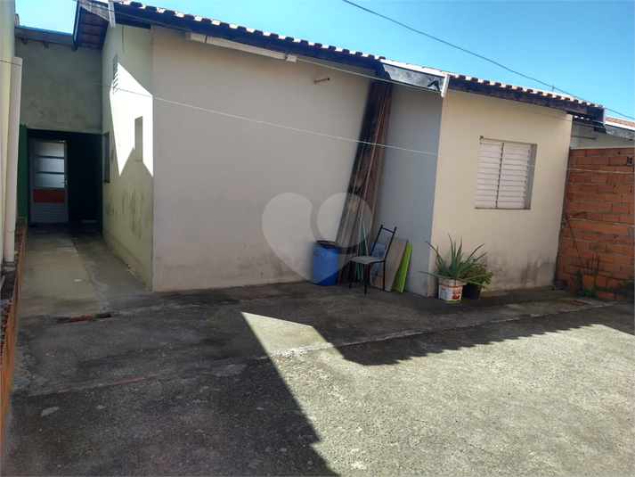 Foto REO1113028
