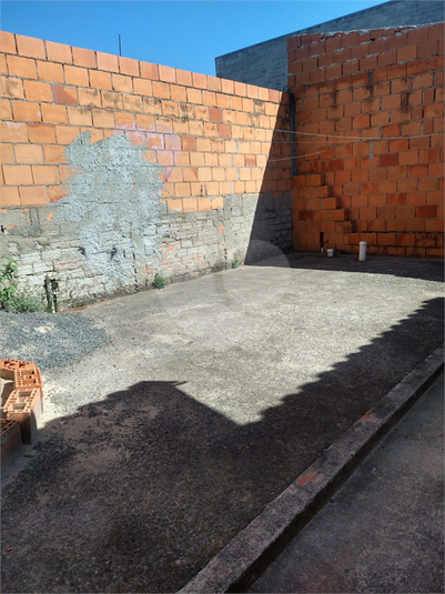 Foto REO1113028