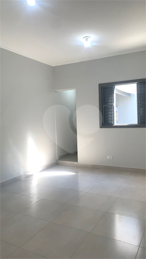 Foto REO1113034