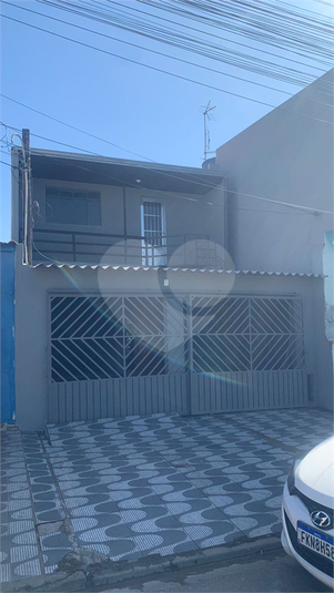 Foto REO1113034