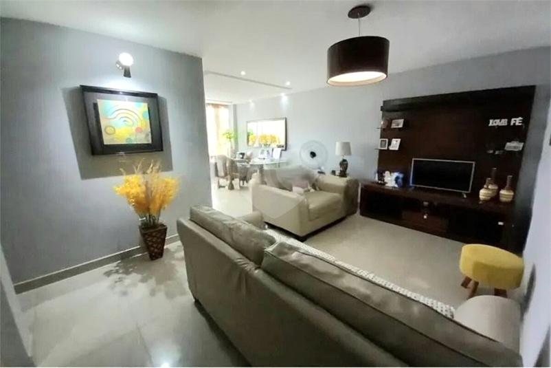 Foto REO1113038