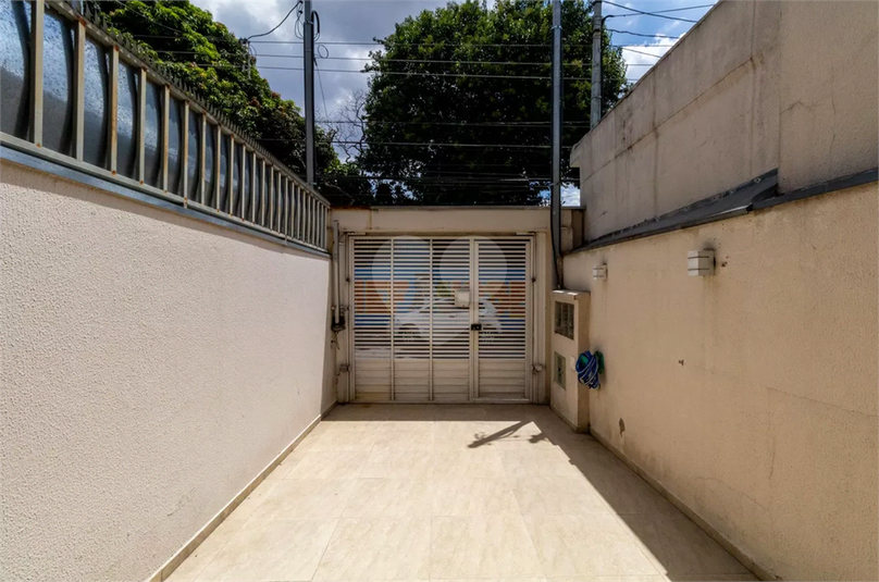 Foto REO1113043