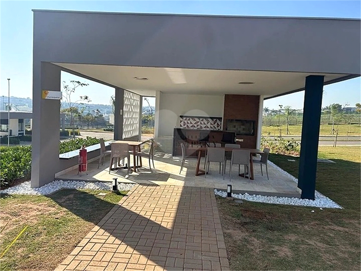 Foto REO1113056