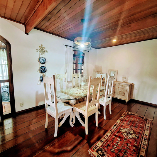 Foto REO1113057