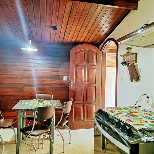 Foto REO1113057