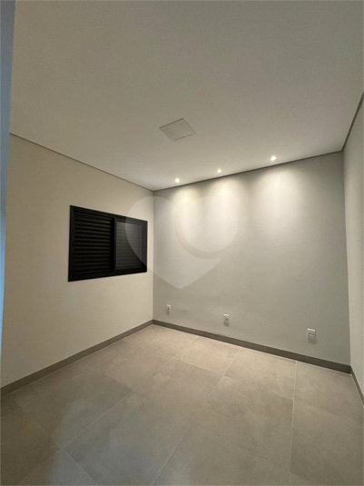 Foto REO1113059