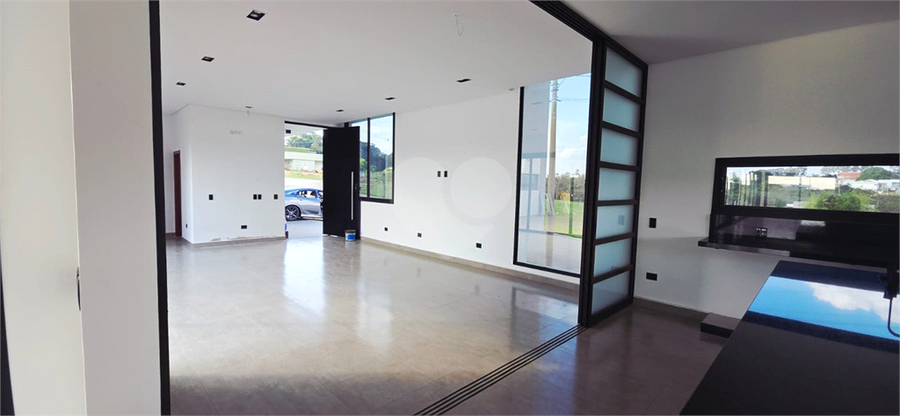 Foto REO1113065
