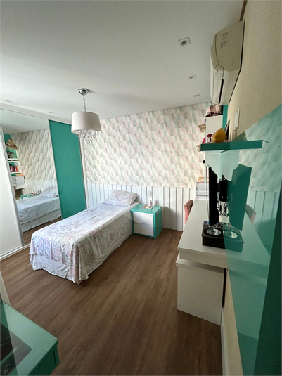Foto REO1113078