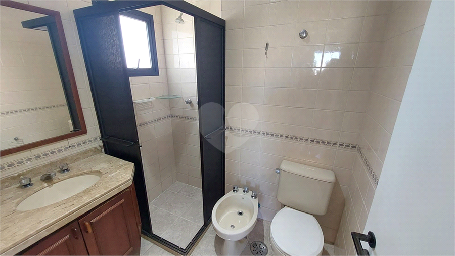 Foto REO1113079