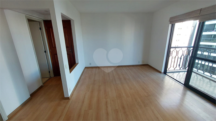 Foto REO1113079
