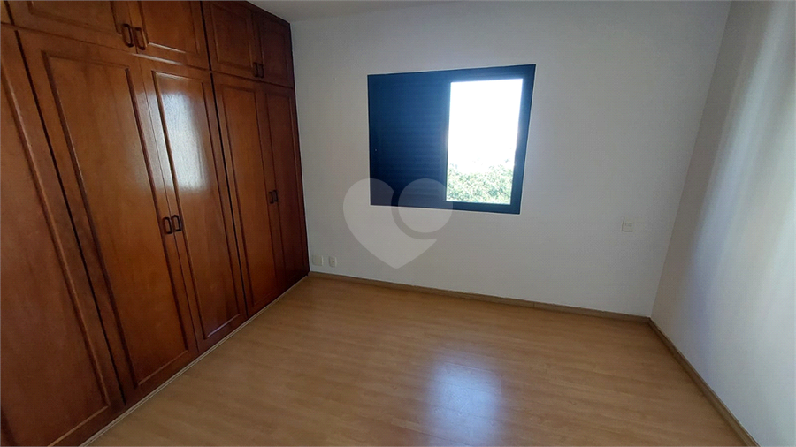 Foto REO1113079
